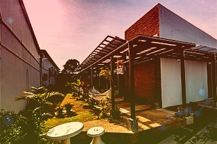 收评：创业板指冲高回落涨0.70%汽车、锂矿等大涨